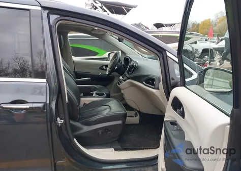 2020 Chrysler Pacifica Limited from USA, damaged, VIN 2C4RC1GG1LR262921